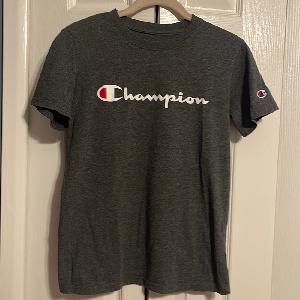 Champion short sleeve grey shirt size kids large NWOT